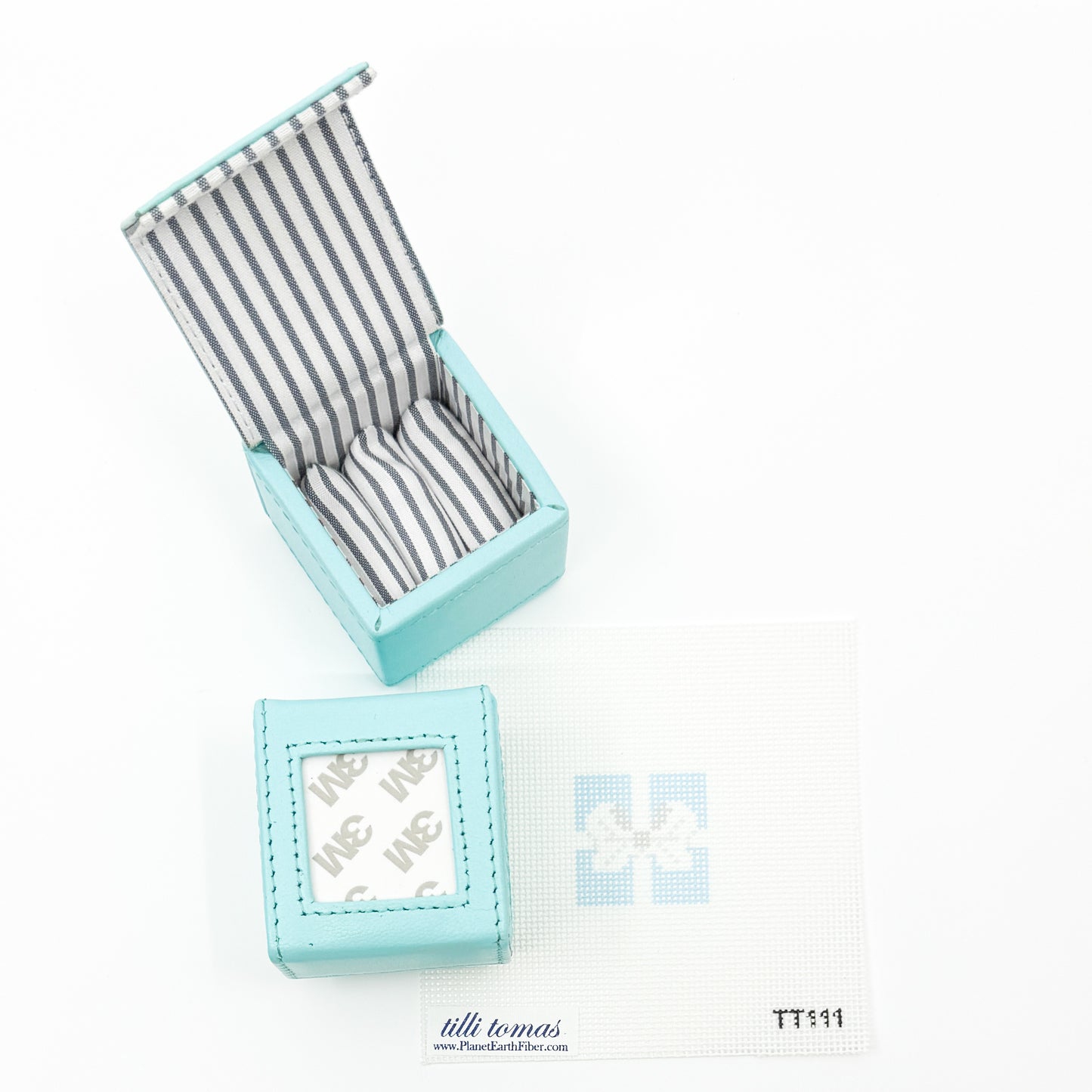 Aqua Present with White Bow Insert for Bitty Box