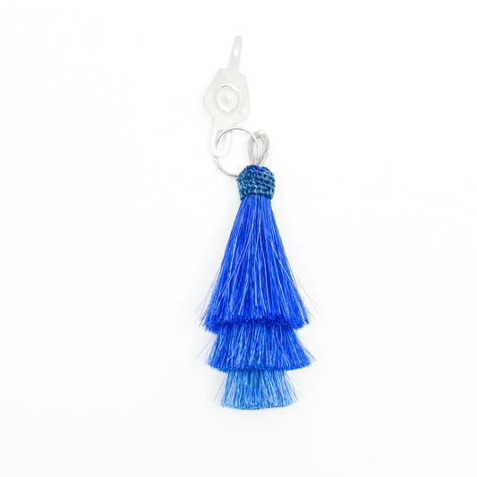 Tri-Tassel Blue Horse Hair Needle Threader